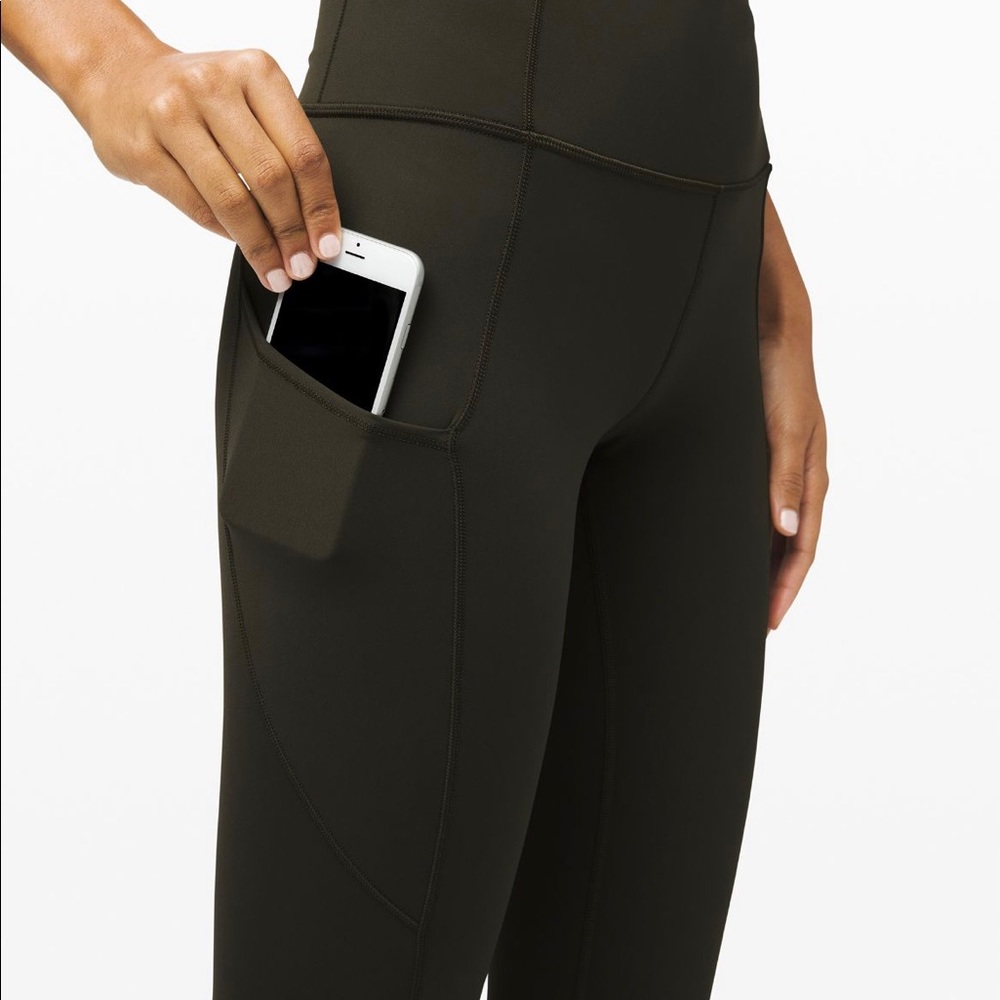 Navy Lululemon Fast and Free crop leggings Size 4